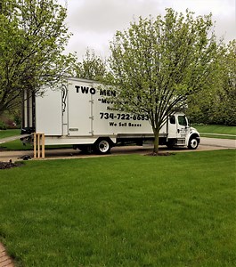 Moving Checklist pdf and Moving Planner - Renee Romeo