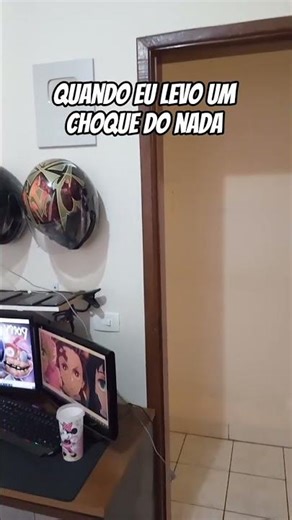 Quando eu levo um susto do nada #humor #comedia #memes