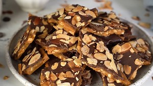 almond roca recipe