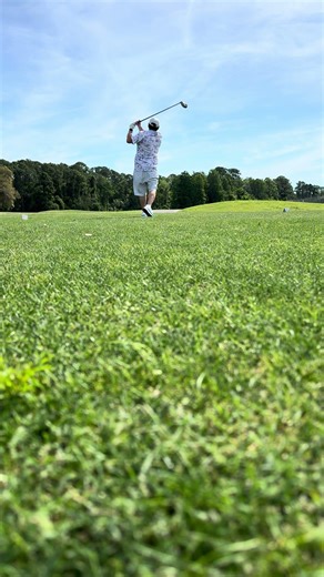 Slow Motion Golf Swing That Feels TOO Smooth 😮‍💨🏌️‍♂️ #shorts