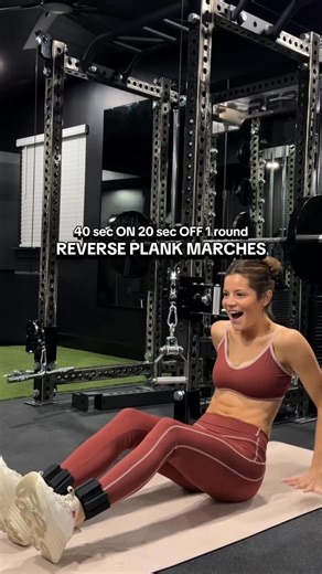 𝑰𝑵𝑫𝒀 𝑩𝑬𝑳𝑳𝑬 on Instagram: "Save this for the next time you want a killer ab workout 🥵 comment ✨ABS✨ and I'll send you the links to everything used here! #workout #abworkout #athomeworkout"