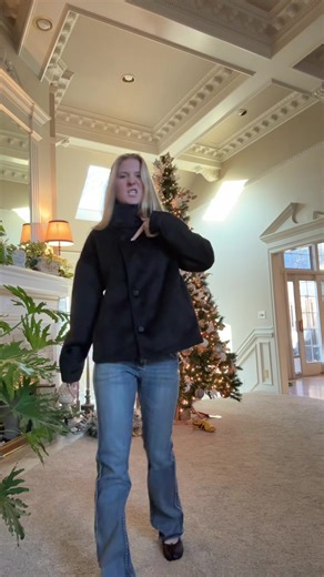 Stylish Pea Coat Outfit Inspiration for Any Occasion