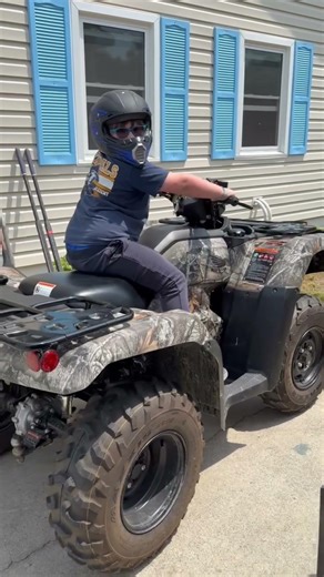 Riding four wheeler