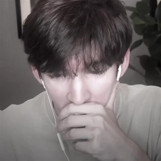 first post on this account🥹🥹 IK HOU VAN FLAMINGO!!!🥳🥳🥳🥳 || #fyp #xyzbca #flamingo #flamingoedit #albertsstuff || @bella ౨ৎ n1 btd stan @nadilyn🦠 @ruby⊬ @kaleb 🛀 @jay @arabella | btd 🧛 @arabella ౨ৎ