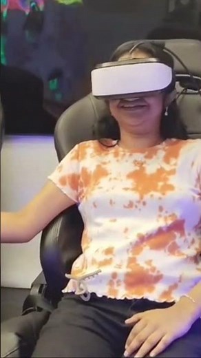 👌VR experience @CC2 TimeZone #Piu 😇experiencing the Virtual Reality gaming ride with friends 😍