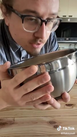 Homemade New York Style Bagels Recipe | Easy and Delicious