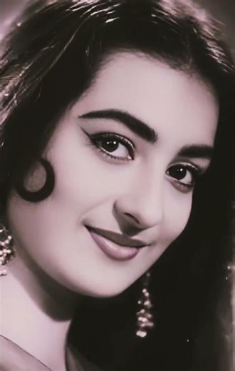 Lata kia dekhty hai | Lata k Puranay Ganne | please subscribe our channel