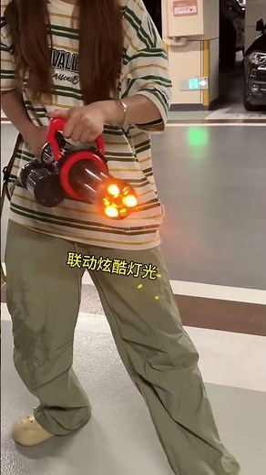 Gatling-Style Water Gun Unboxing and Testing | High-Powered Soaker!