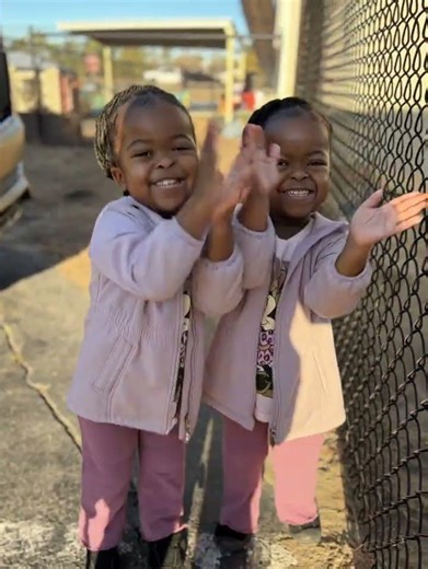 Eva and Ivy Ai Generated Video 😂