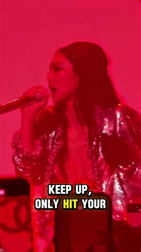 JENNIE DEBUTED A NEW SONG AT THE CHANEL AFTER-PARTY 😳🔥 #JENNIE #제니 #ジェニー #金珍妮 #김제니 #BLACKPINK #kpop