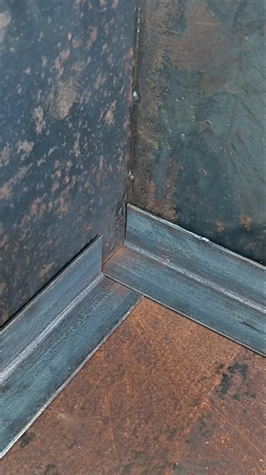 Brilliant trick of angle iron corner connection #tricks #tips #welding #welder #diy