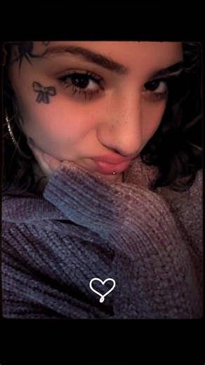 Mayan Princess ⚡️🩷 (@alienbaybee)’s videos with Originalton - trillmotions