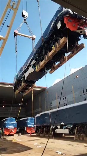 Mengenal LOKOMOTIF CC205 GEN 26