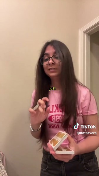 follow for more tutorials:) #cardistry #playingcards #cardtrick #satisfying #shuffling #cardistrytutorial #tutorial #howto #adhdtiktok #asmr #coinroll #notsavera #savera