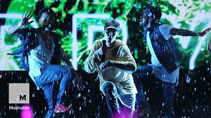 Watch the best moments from the 2015 AMAs