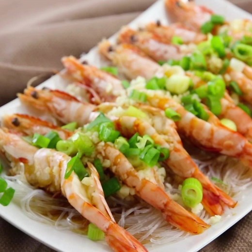 488K views · 242 reactions | 【Steamed Garlic Prawns with Vermicelli...