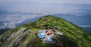 【米原市】『伊吹山』の登山ガイド（駐車場・トイレ・ドライブウェイ）｜琵琶湖アウトドアマップ