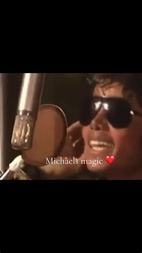 Michael Jackson — We Are the World vocal moment