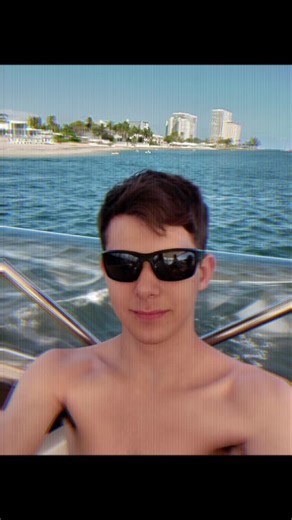Dakota Lovell🏳️‍🌈 (@dakotalovell1)’s videos with Beach Vibes - Trisdon Federic