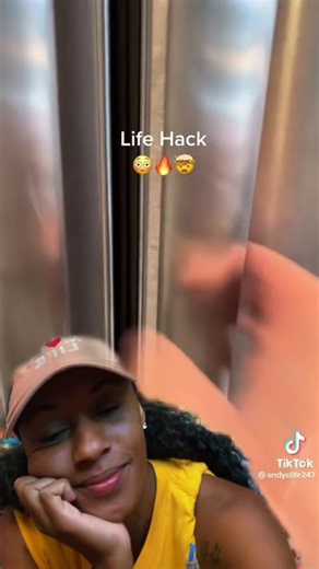 #greenscreenvideo Something aint adding up here #queenofpettyclapbacks #msdollee #reactions #oreos #milk