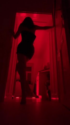 Purr Simona (@purrsimona) videója, benne: