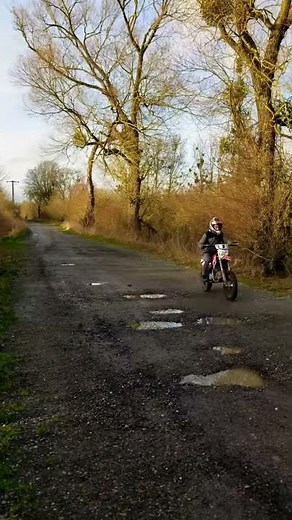 Dirt 150 rfz apollo - 100km/h