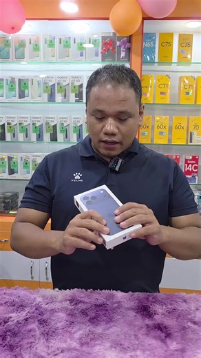 Naresh Mobile Reviews iPhone 17 Pro Max