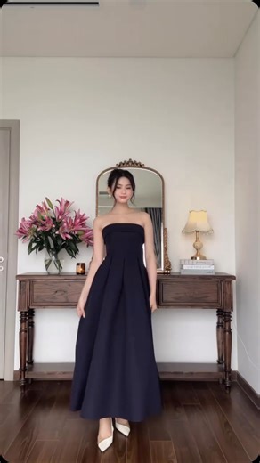 The New Fashion Collection on Instagram: "Own the night in this tube frock dress– bold, sleek, and effortlessly chic.” New arrivals !! Brand : Shein Tube Frock Dress ! Size : Normal / Plus size Color : Available Contact us or dm now inquiry. Shop Address : People’s Plaza 4th Floor (Shutter No : 550) . Contact us @ 9813983492 #onlineshoppingnepal🛍️🇳🇵 #tubefrockdress #frockdress #tubedress #thenewfashioncollection"