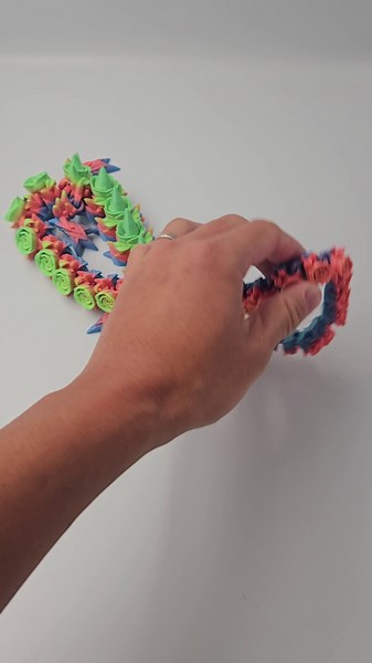 Articulating Dragon Series - 3D Printed Dragons Flexible ADHD, Autism, Relief Anxiety - Articulated Joints, Crystal, Rose, Gemstone (Rosewing - Rainbow)