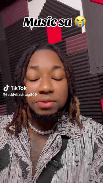 @Ricky-mad #kimounouye #pilot #sansib #lanmousadwòl #kitemale #tikèmpwòp #finalman #oumarem #sawvlembaw #mpafasil #lanmoufèpam #teddyhashtag #teddyhashtagep