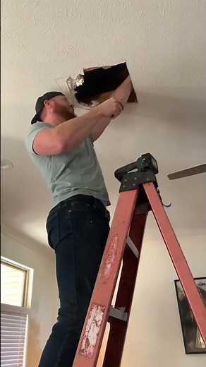 How to repair ceiling drywall