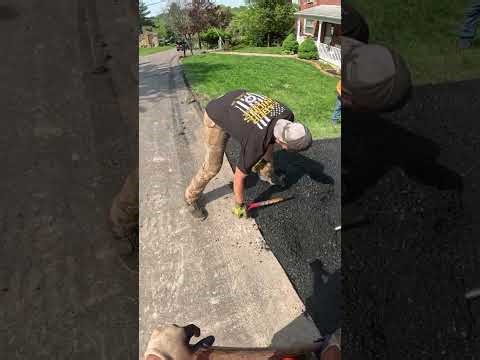 Laying Binder Course Asphalt