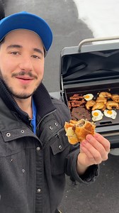 494K views · 6.7K reactions | Breakfast Sandwich on the Griddle - with the best hashbrowns I've ever had. What else should I cook on the griddle? 縷肋 #griddlenation #griddlecooking #traeger #traegergrills #breakfastfood #breakfastideas #breakfastsandwich #baconeggandcheese #grillingseason | Chef Cuso | Facebook