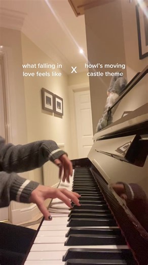 what falling in love feels like x howls moving castle theme #howlsmovingcastle #merrygoroundoflife #whatfallinginlovefeelslike #piano
