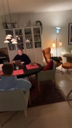 Oskar Westerlin on Instagram: "Skal faen ikke være lett å være på diett"