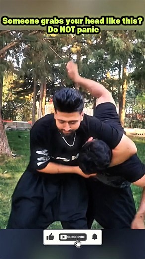 Trapped in a Headlock? Do THIS to Escape 😱 #selfdefense #safetyfirst #martialarts #headlock
