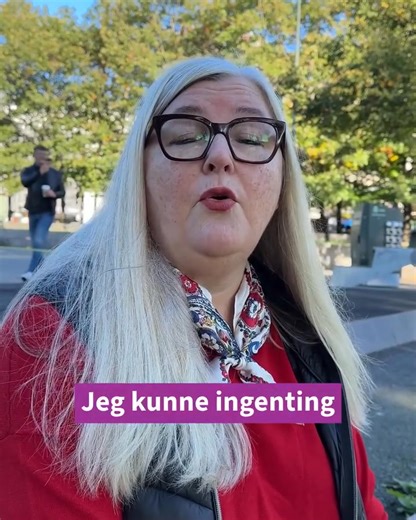 Den som ikke kan prate, har også noe å si. Å miste språket betyr ikke å miste stemmen. Afasidagen markeres 10. oktober i hele Norden. Dagen handler om å spre kunnskap om afasi – en språkvanske som kan oppstå etter hjerneslag eller annen hjerneskade. Afasien påvirker språket, men ikke intelligensen. På Afasidagen ønsker LHL å løfte fram alle som lever med afasi, og vise hvor viktig kommunikasjon er – for fellesskap, deltakelse og livskvalitet. 🎥 I denne videoen forteller Bente Endresen i LHL Hje