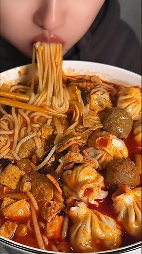 How To Eat Fast Spicy Noodles ASMR #mukbang #food #eating #noodles