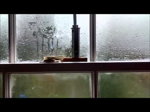 How to free up a jammed sash window