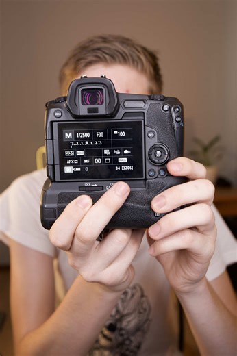 Metering modes can feel confusing at first, but they’re honestly one of the fastest ways to level up your photos. This is Episode 5. I’m breaking down how each mode reads light, when to use it, and how to stop your camera from exposing for the wrong thing. It’s a game changer. Beginner to Pro starts here. #ishootwithorms #beginnerphotographer #photographytips #cameratutorial #canonphotography