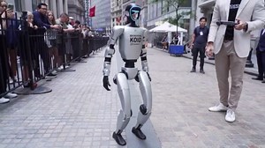 Robostore's Robot Koid Takes Over Wall Street
