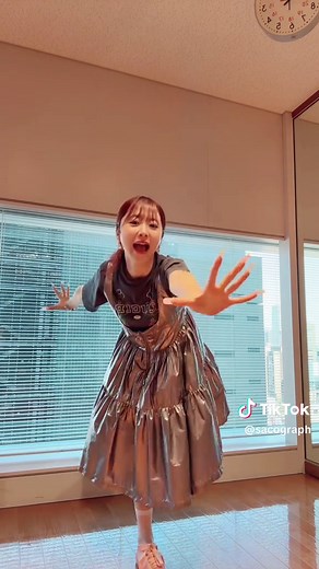 振付師が踊る全身ダンス！