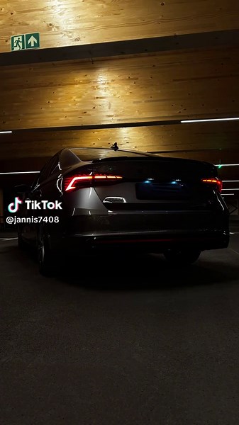 Skoda Octavia RS 2025 Facelift: Matrix LED Features