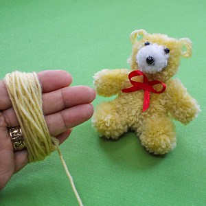 🧸 ¡Hola! Mira cómo hacer osito de peluche con lana. | Artesd'Olga