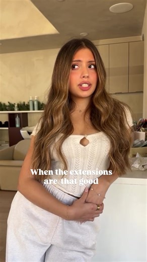 These extensions really are that good✨ At Exhale House, we're not chasing what's loud, viral or overdone. We're obsessed with extensions that blend so seamlessly they feel like they've always been yours. Quiet luxury hair with no noticeable bonds. Natural never goes out of style. #hairextensionsspecialist #invisibleextensions #millvalleysalon #keratintipextensions #greatlengthsextensions