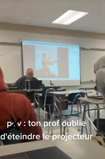 Teacher Forgets to Extend Projector in Classroom