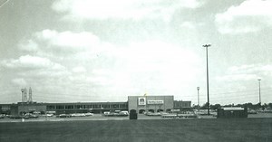 Meijer celebrates 50th anniversary of Center Road store in Burton