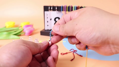 150pcs Colored Ball Bead Chains, Metal Ball Chain Necklace 2.4mm Beaded Chain with Connectors for Dog Tag Making DIY Craft Jewelry Keychain Hanging Christmas Ornaments