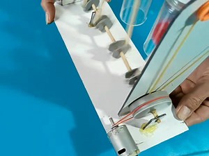 27K views · 199 reactions | Make a model of an internal combustion engine in plastic bottle 4 cylinder engine | Oas Kuruny Hasan | Facebook