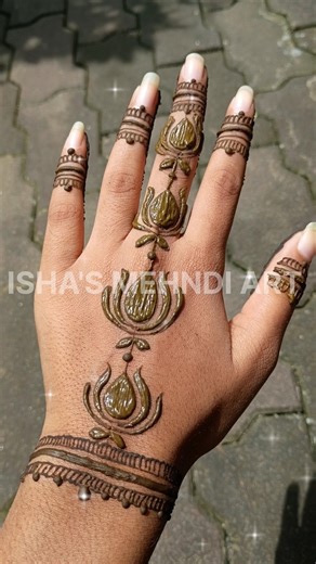 back hand lotus mehndi designs 🪷#creativehenna